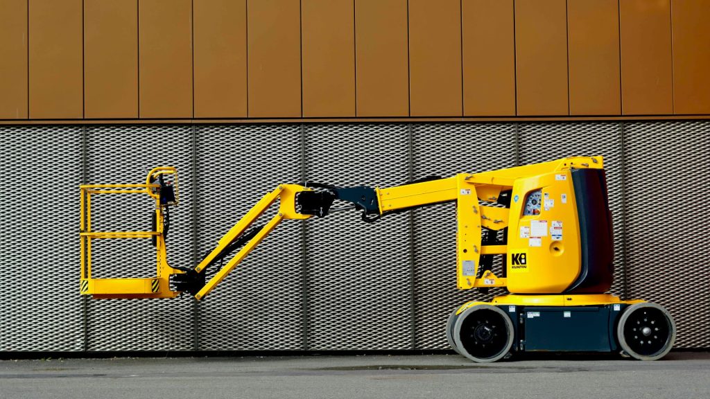 Cherry Picker Practical Training – Renewables LT